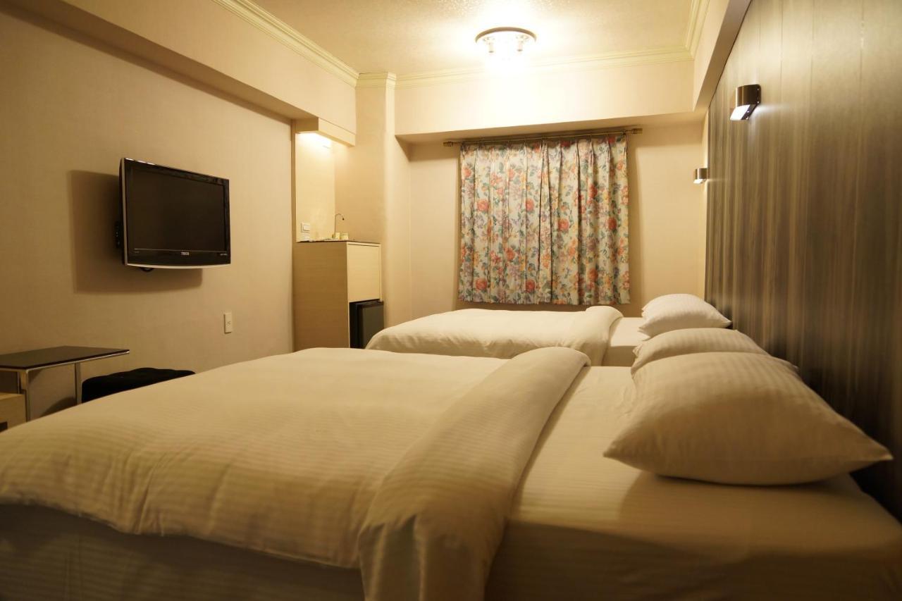 Ying Dai Hotel Tainan Esterno foto