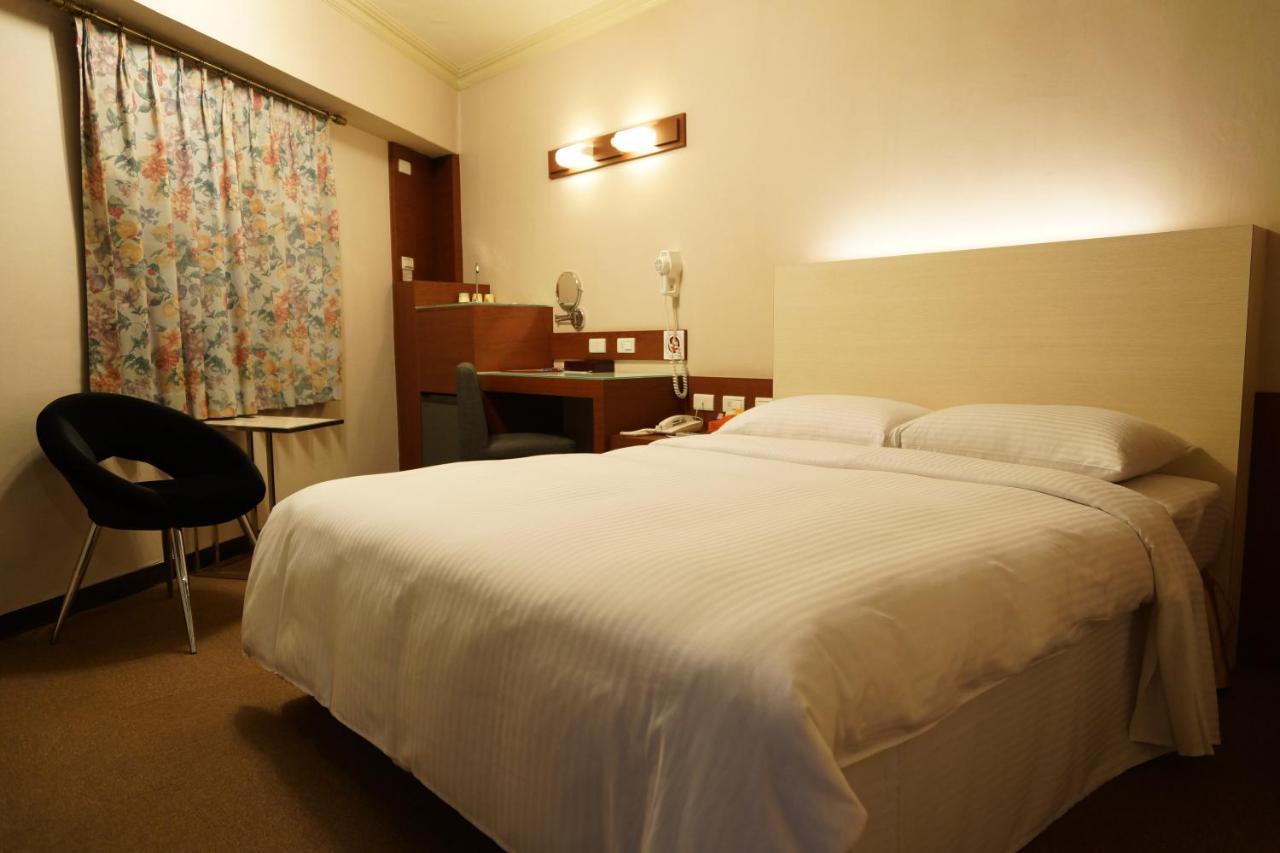 Ying Dai Hotel Tainan Esterno foto