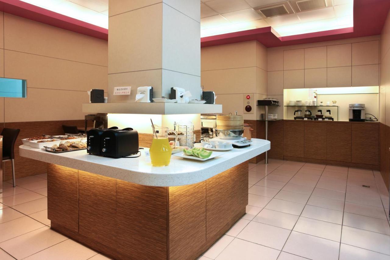 Ying Dai Hotel Tainan Esterno foto